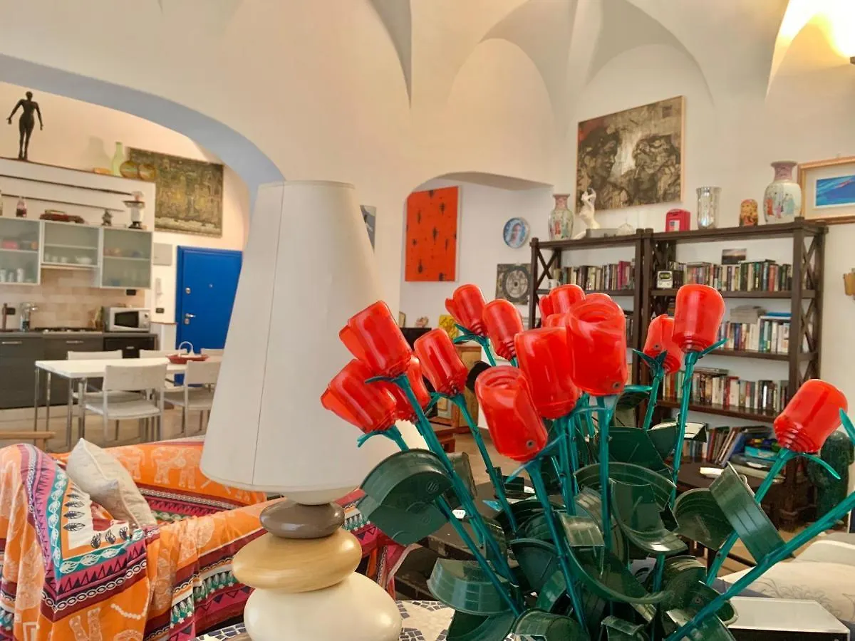 La Maison De L'Artiste & Bike Room Finale Ligure