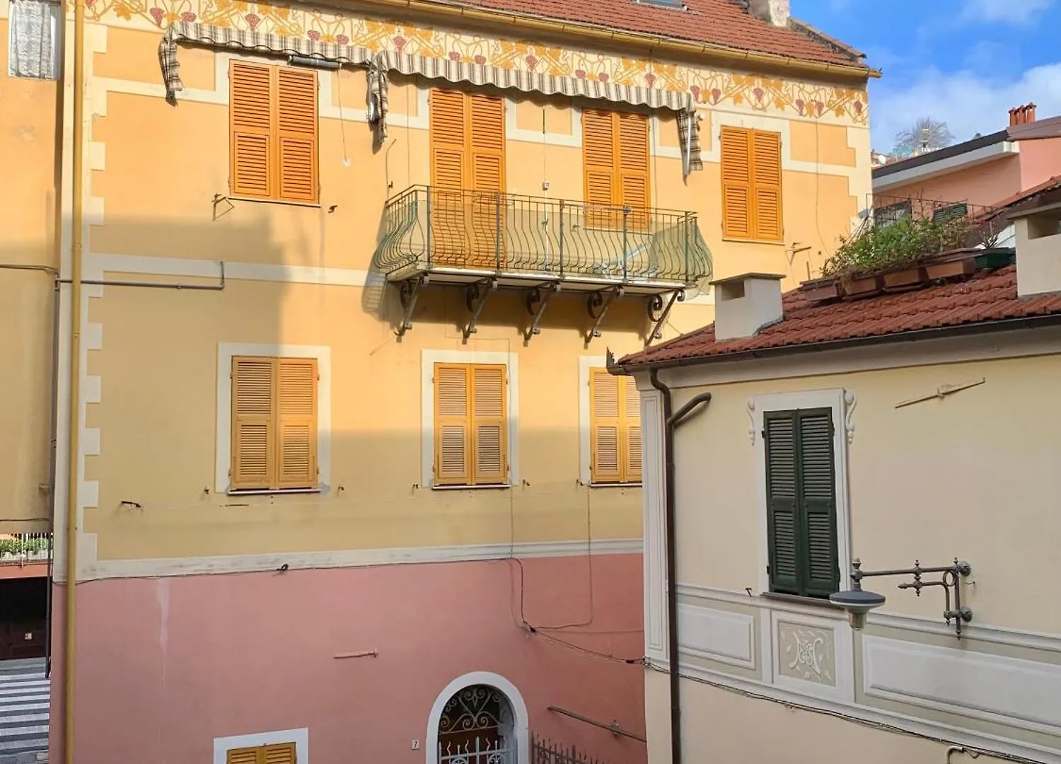 Lägenhet La Maison De L'Artiste & Bike Room Finale Ligure